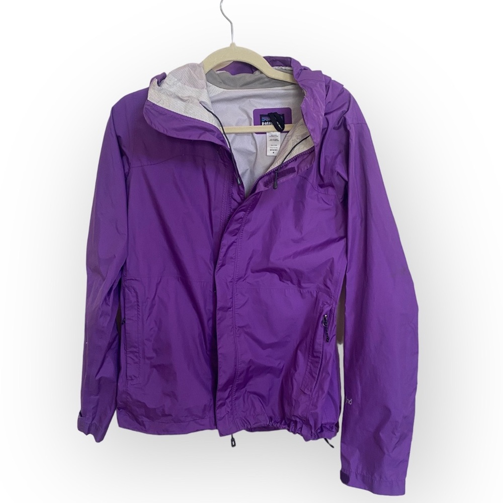 Patagonia Women’s Medium Rain Jacket